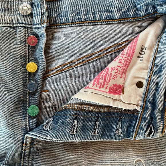 Levi’s 501 short - Picture 3 of 4